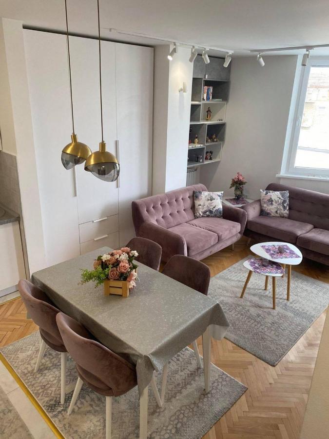 סקופיה Velvet Apartment מראה חיצוני תמונה