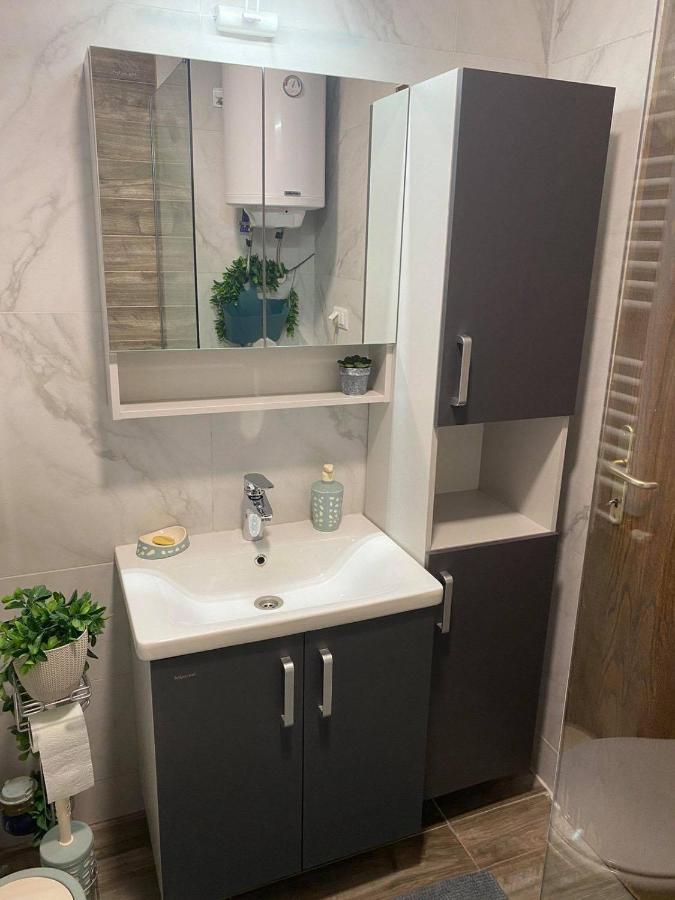 סקופיה Velvet Apartment מראה חיצוני תמונה